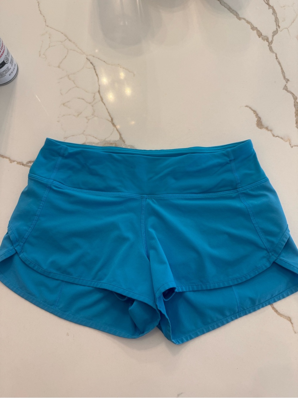lululemon women’s turquoise speed up shorts size 4